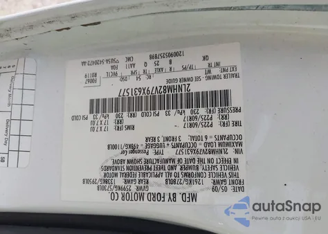 2009 Lincoln Town Car Signature Limited from USA, damaged, VIN 2LNHM82V79X631577